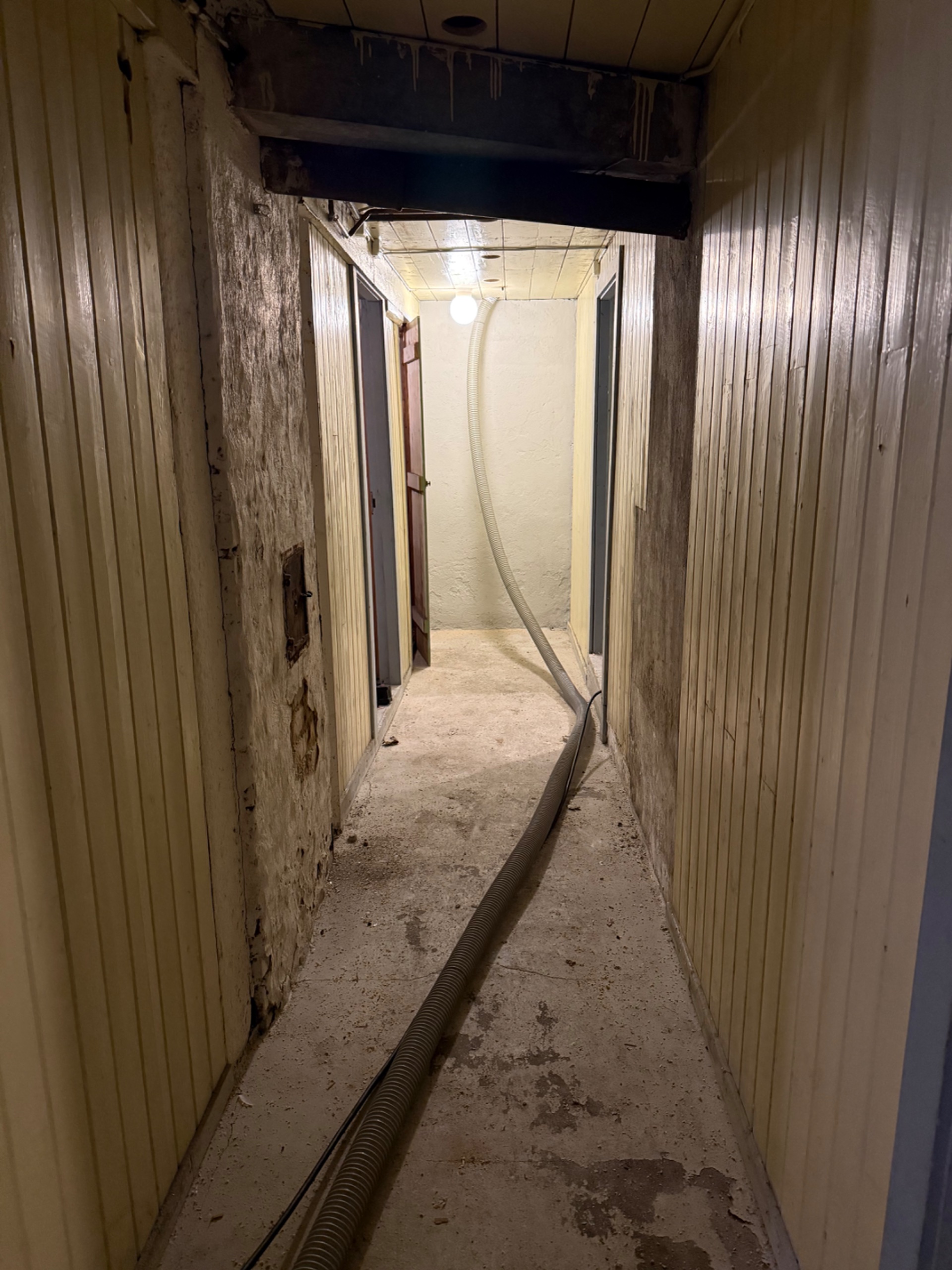 Etterisolering av eldre hus i Harstad - Bilde