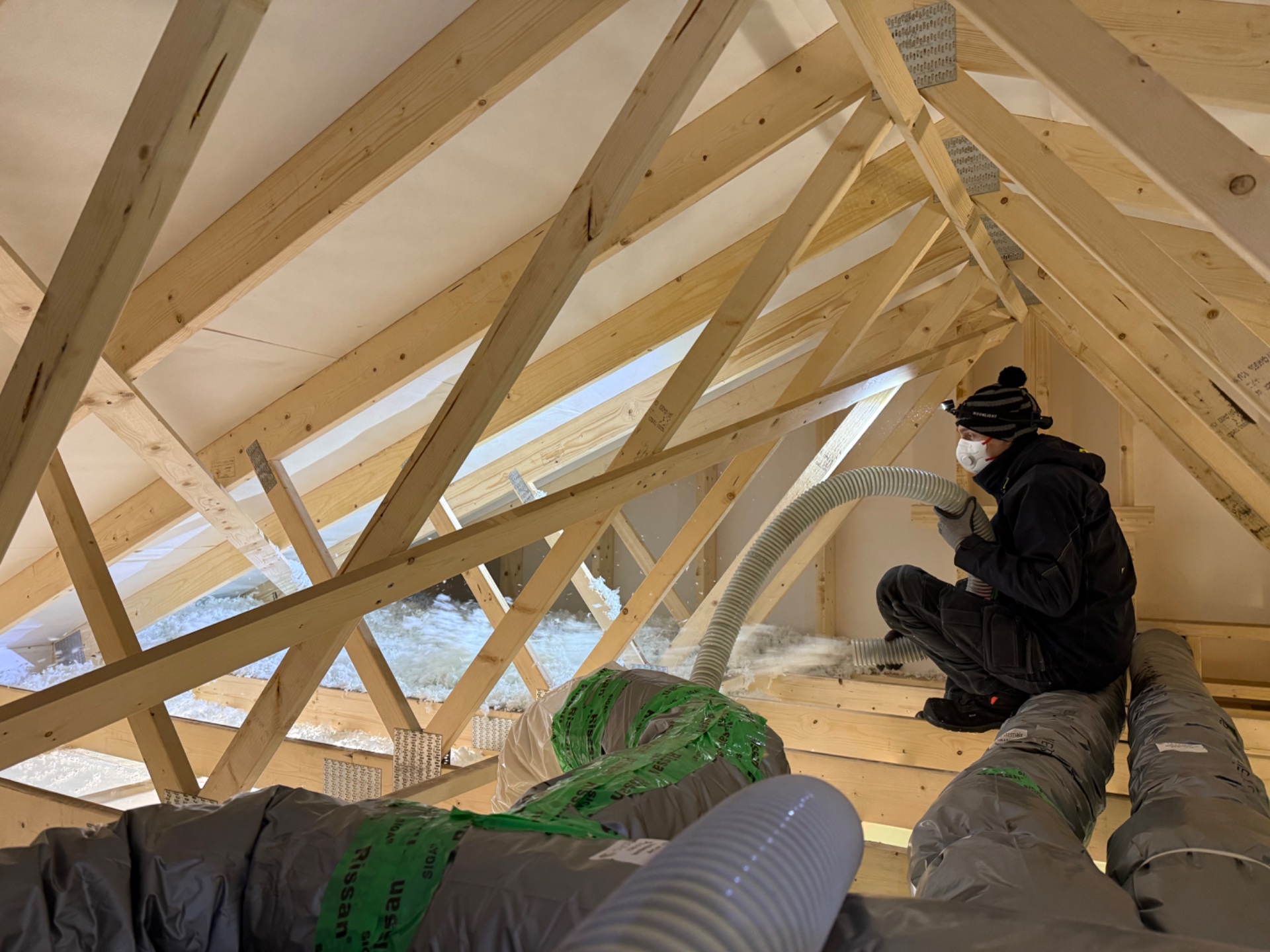 Loftisolering Harstad  - Bilde