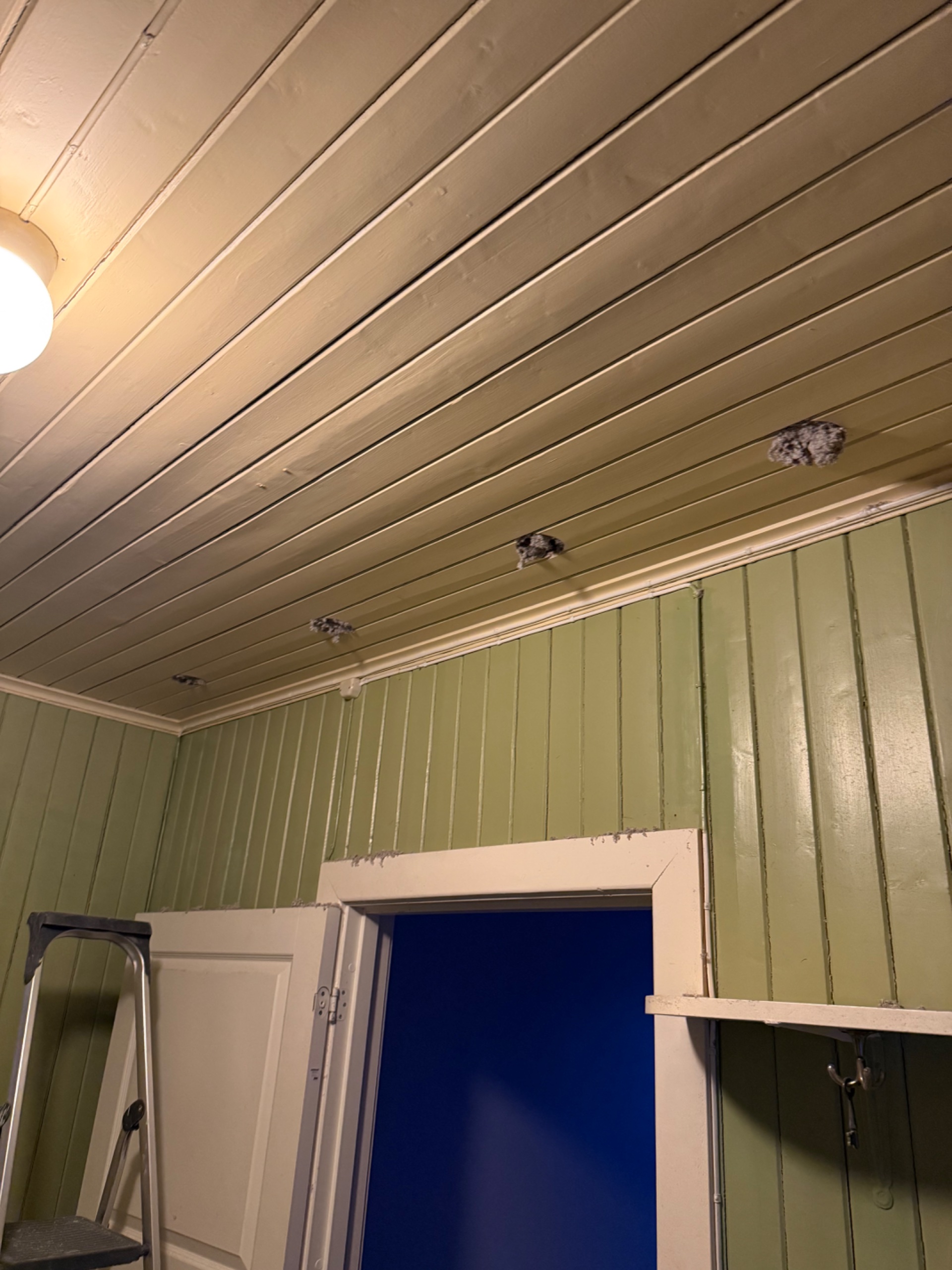 Etterisolering av eldre hus i Harstad - Bilde