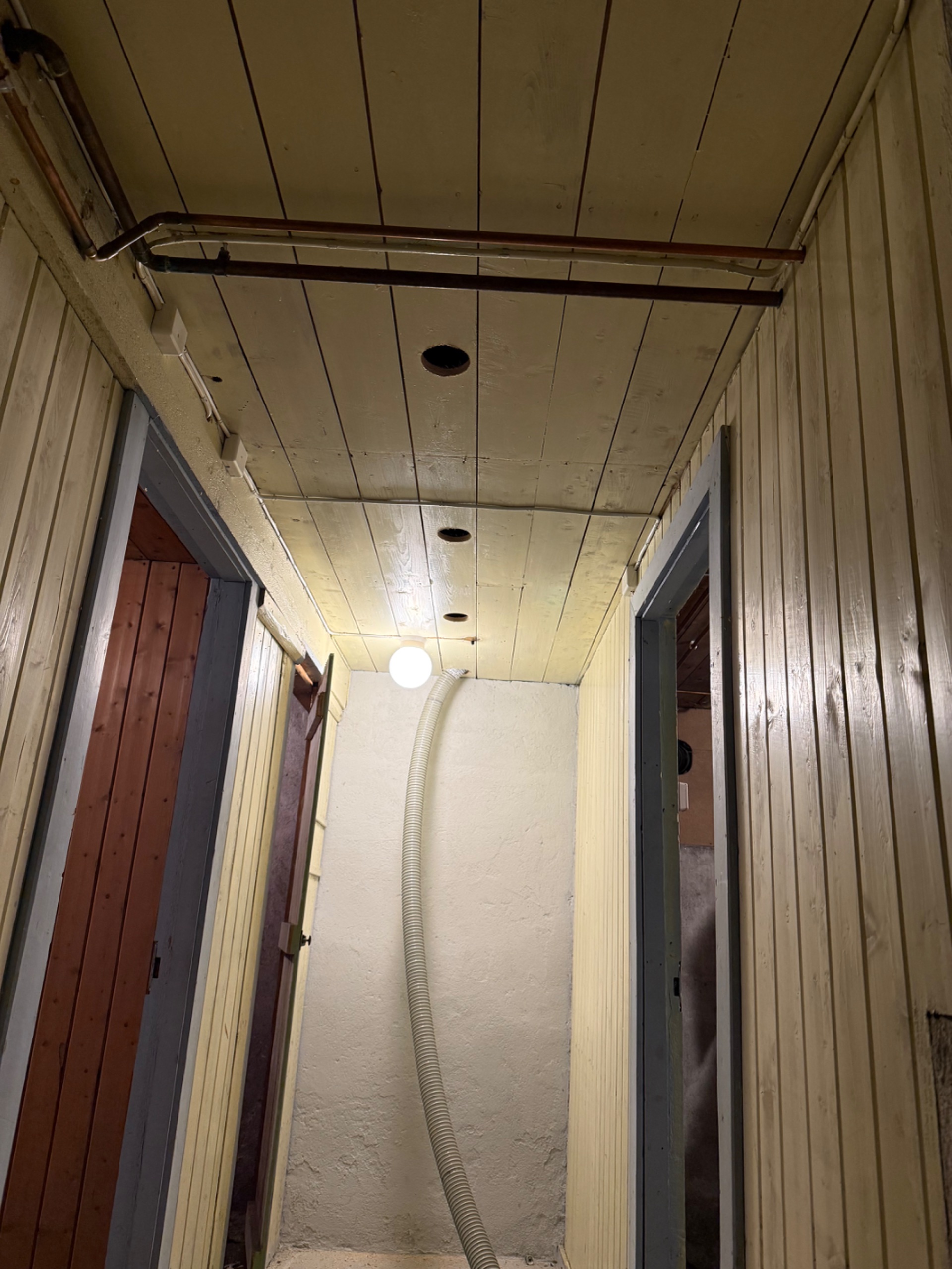 Etterisolering av eldre hus i Harstad - Bilde